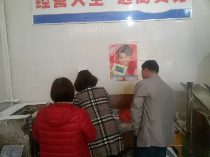 ���T�{�͑�һ��ǰ������һƷ�r�Z��C