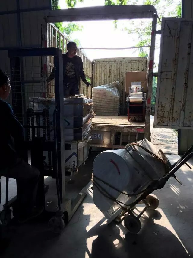 ���׶๦�ܳ��͙C�b܇